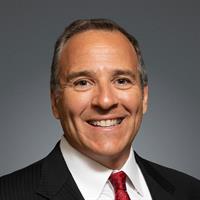 portrait of Richard Luis Vera, MD