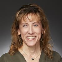 portrait of Kimberly Elaine Middleton, AGPCNP